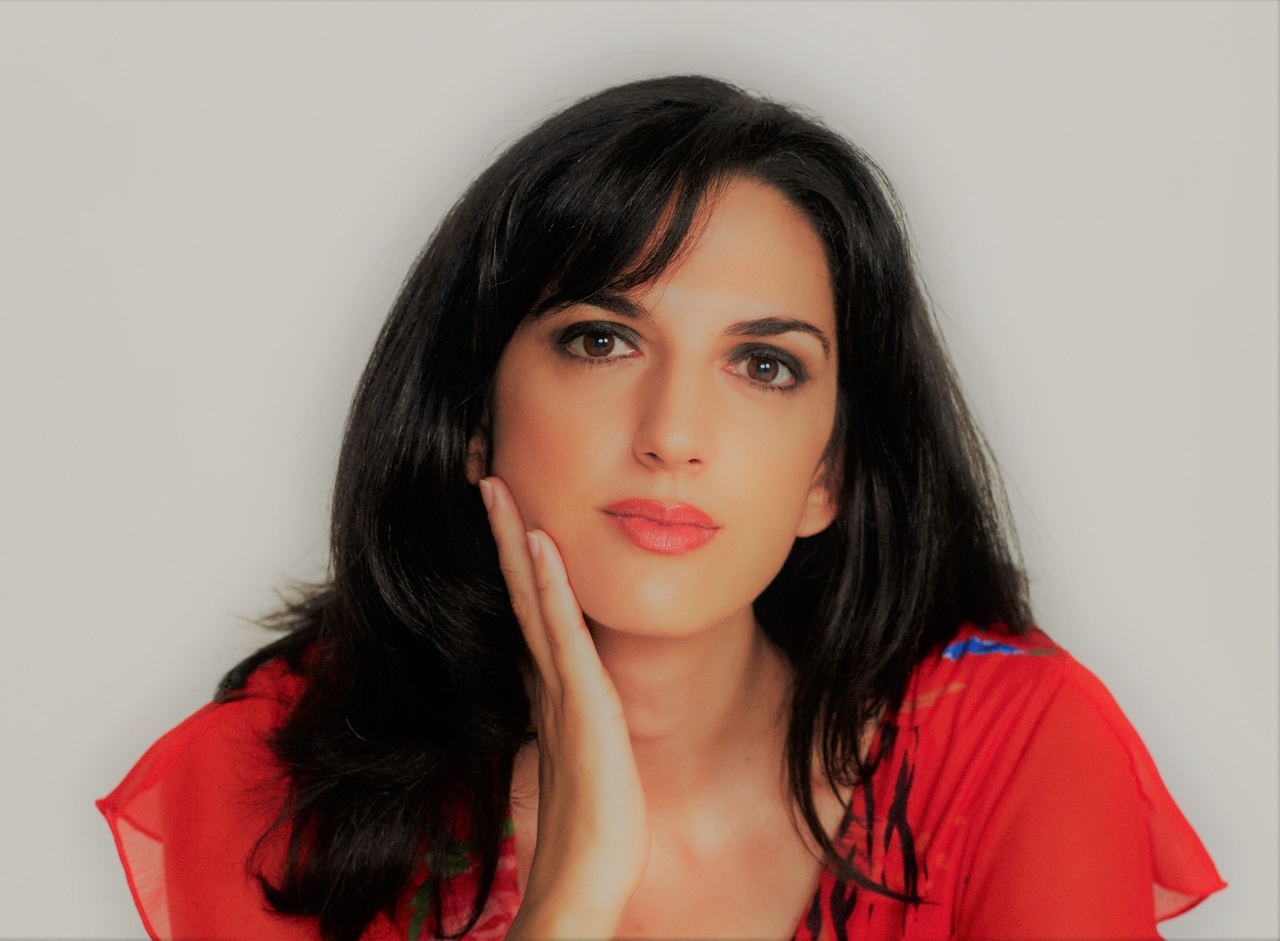 Izara Batres